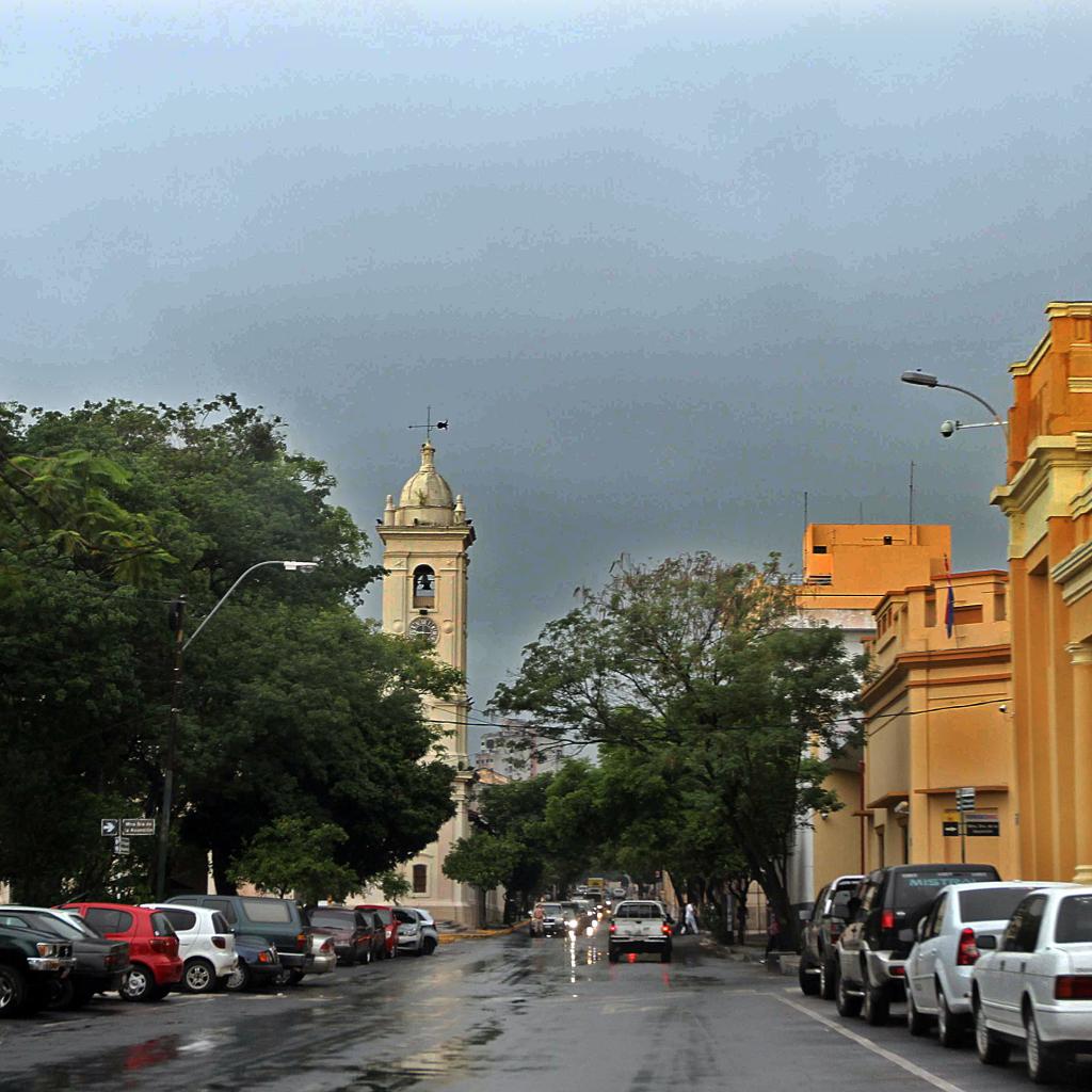 Alertan por Tormentas Fuertes y Vientos de Alta Intensidad: 15 Zonas del País Afectadas